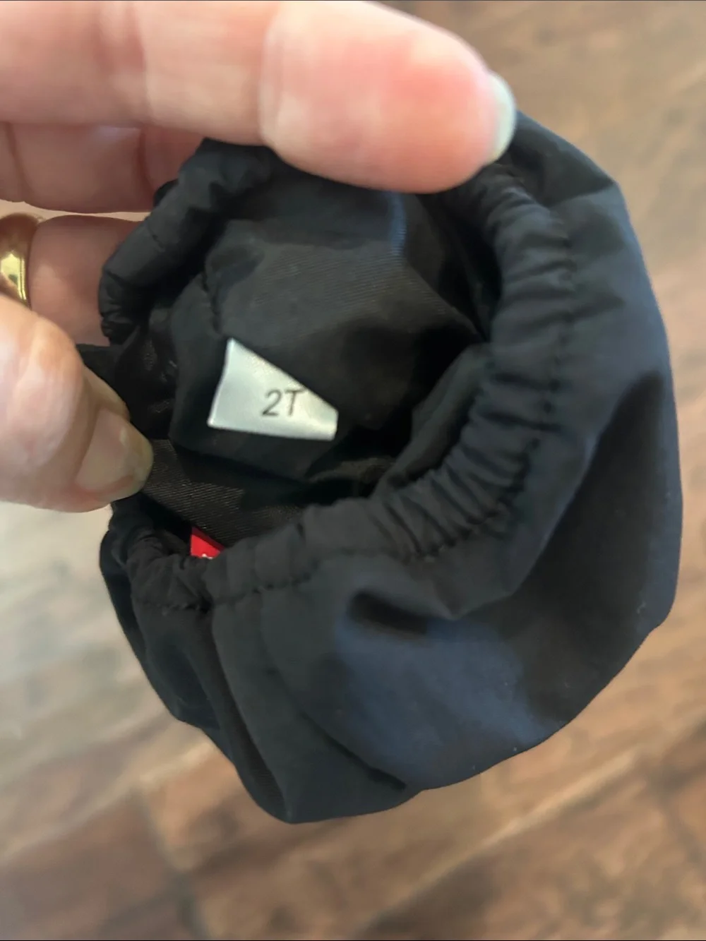 Burton Black Insulated Mittens with Strap